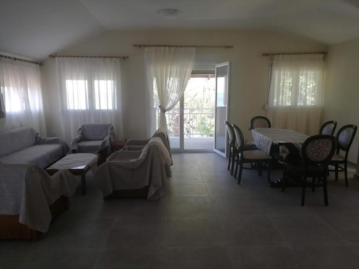 Villa Fotis View Paralía Skotínis エクステリア 写真