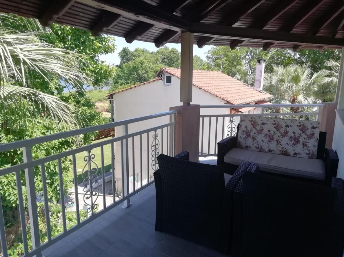Villa Fotis View Paralía Skotínis エクステリア 写真